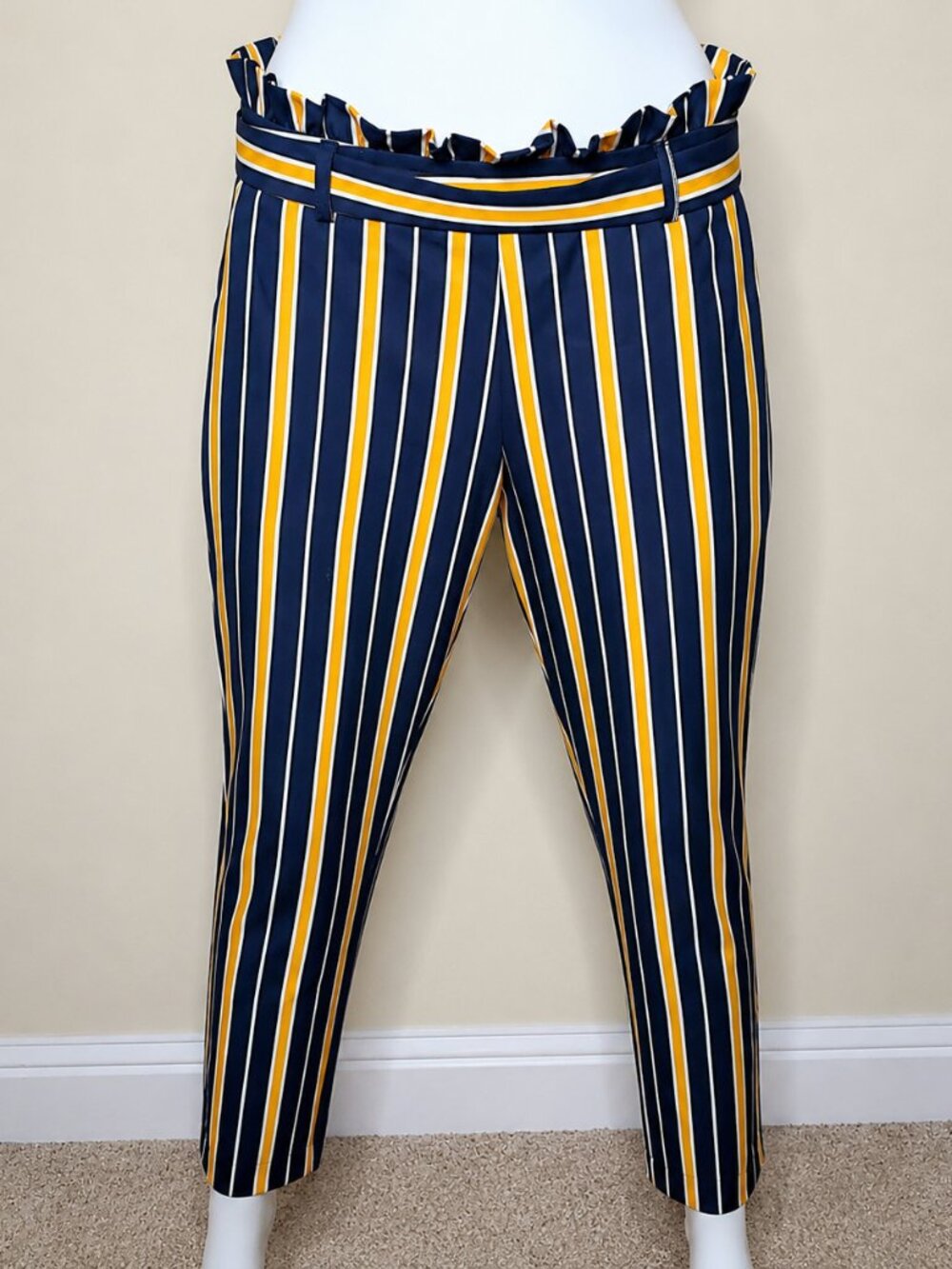 Studio F Blue/Yellow Striped Belted Ankle Length Pants SZ 8